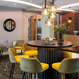 4* Ξενοδοχείο Leonardo Boutique Center